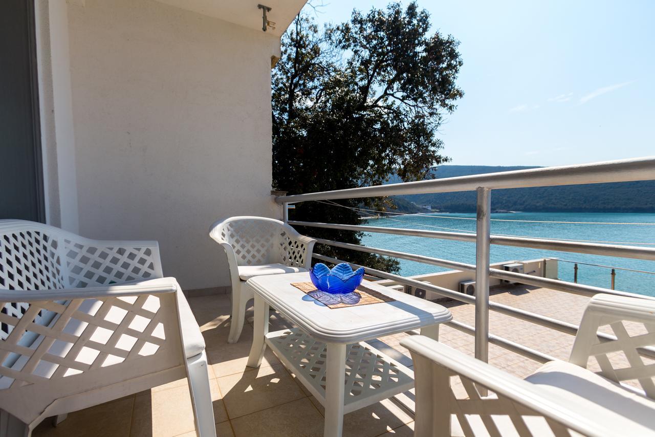 Seaside Apartment Kruce 乌尔齐尼 外观 照片
